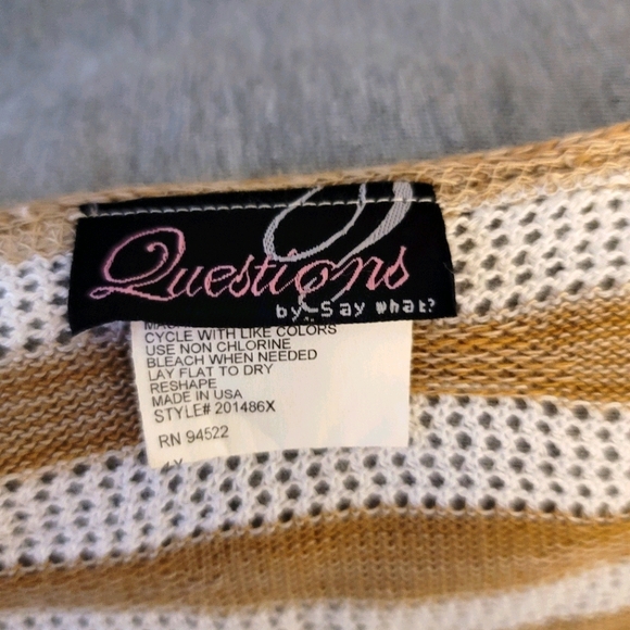 Cream and tan cardigan. - Picture 3 of 3